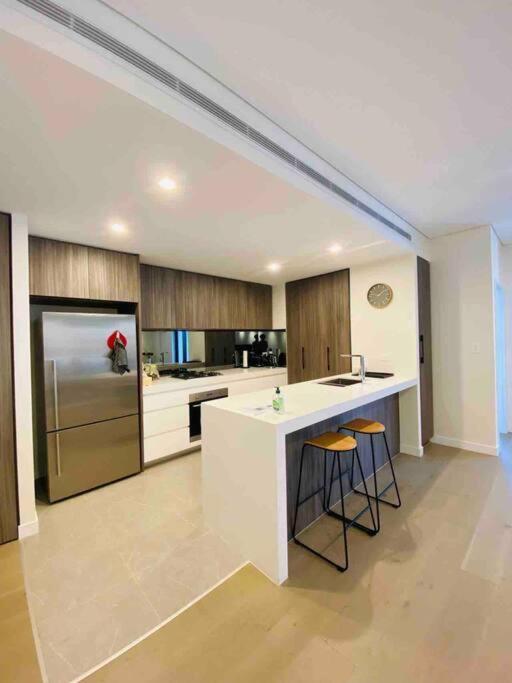 Luxury 3 Bedroom Apartment In Ryde Sydney Exterior foto