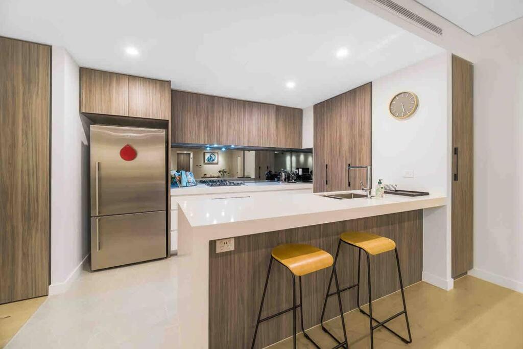 Luxury 3 Bedroom Apartment In Ryde Sydney Exterior foto